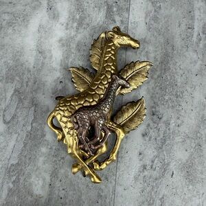Vintage Running Giraffe Brooch Gold Tone Safari Mom Baby